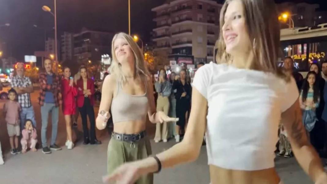 Çılgın Dondurmacı güzelleri görünce şekilden şekile girdi eşi sinirden öfke krizine girdi 6